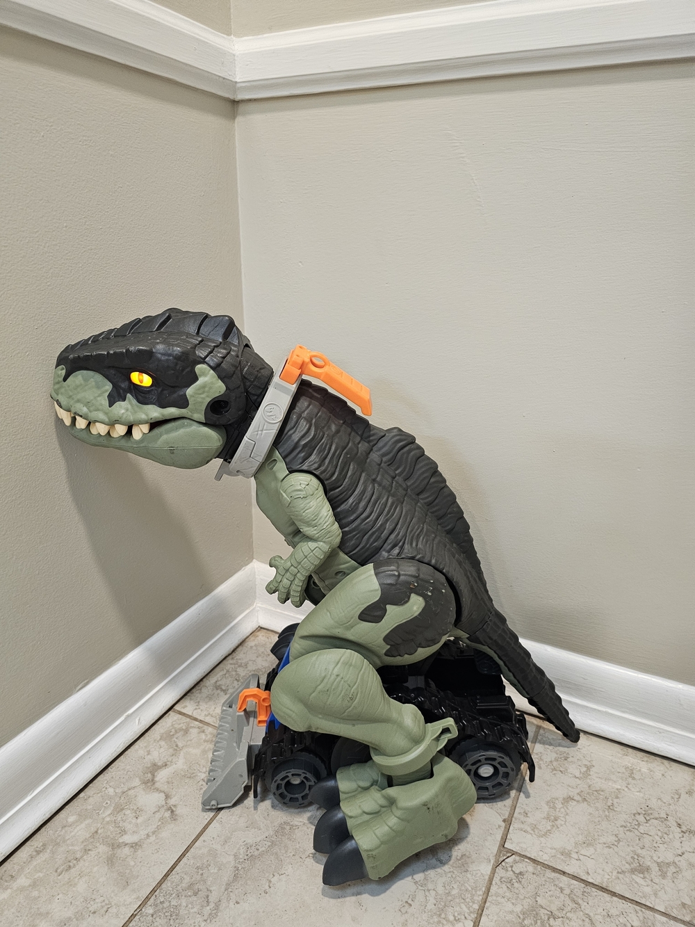 Imaginext Jurassic World Dominion Mega Stomp & Rumble Giga Dinosaur Light Up...